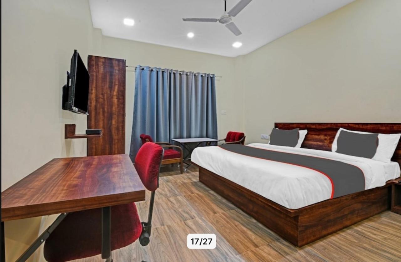 Hotel Manorama Inn Lucknow Zewnętrze zdjęcie